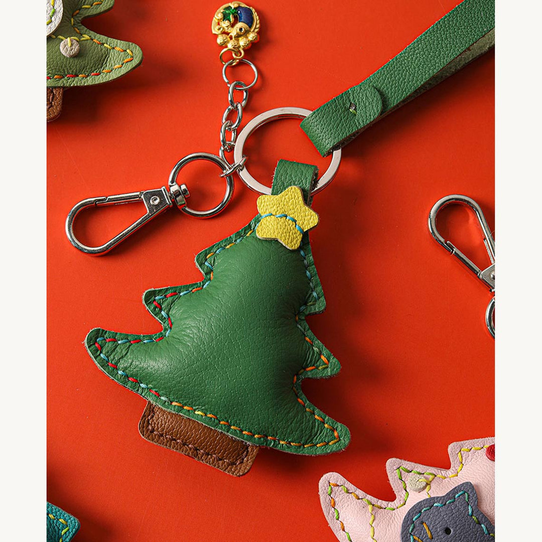 Small homemade Christmas gifts | Easy leather sewing projects