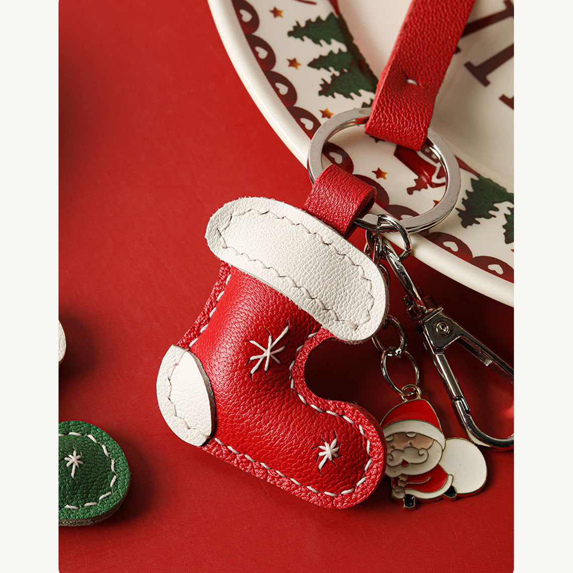 Red Leather Christmas Keychain DIY Kit | Fun and Easy DIY Projects - POPSEWING®